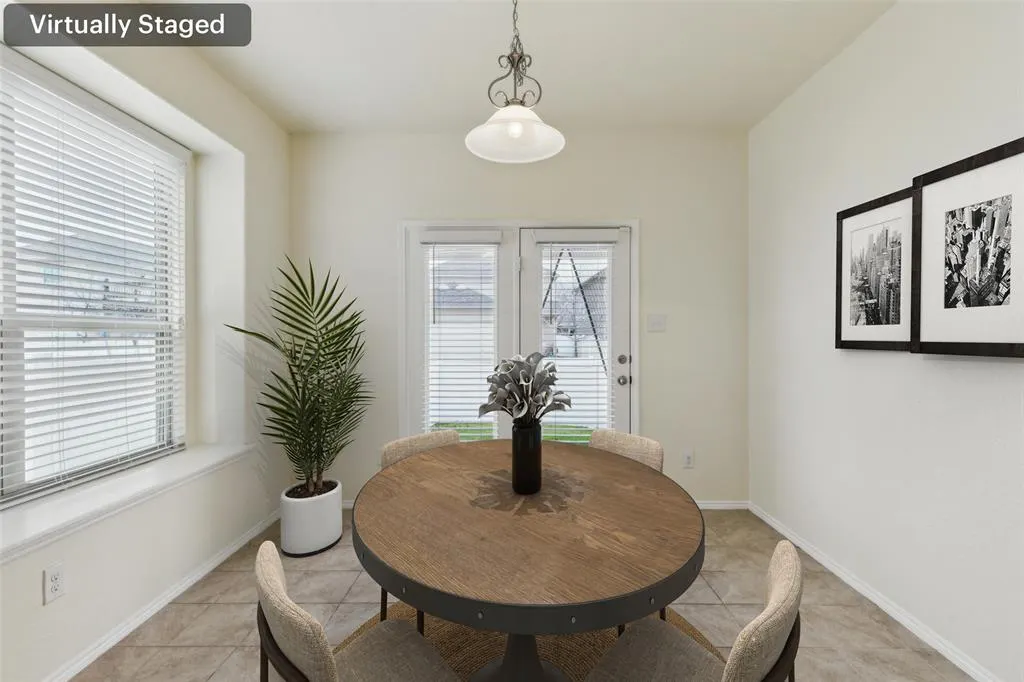 1025 Marietta Lane