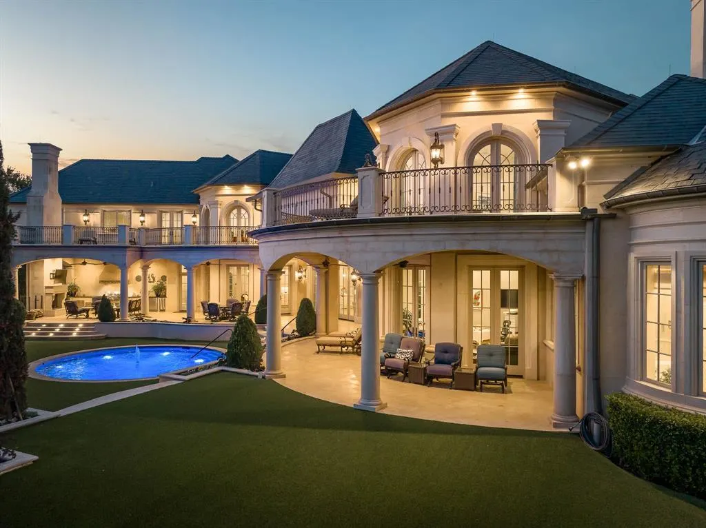 10617 Bridge Hollow Court