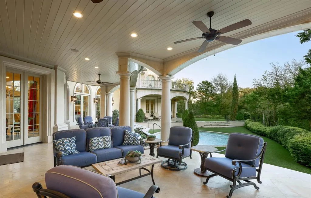 10617 Bridge Hollow Court