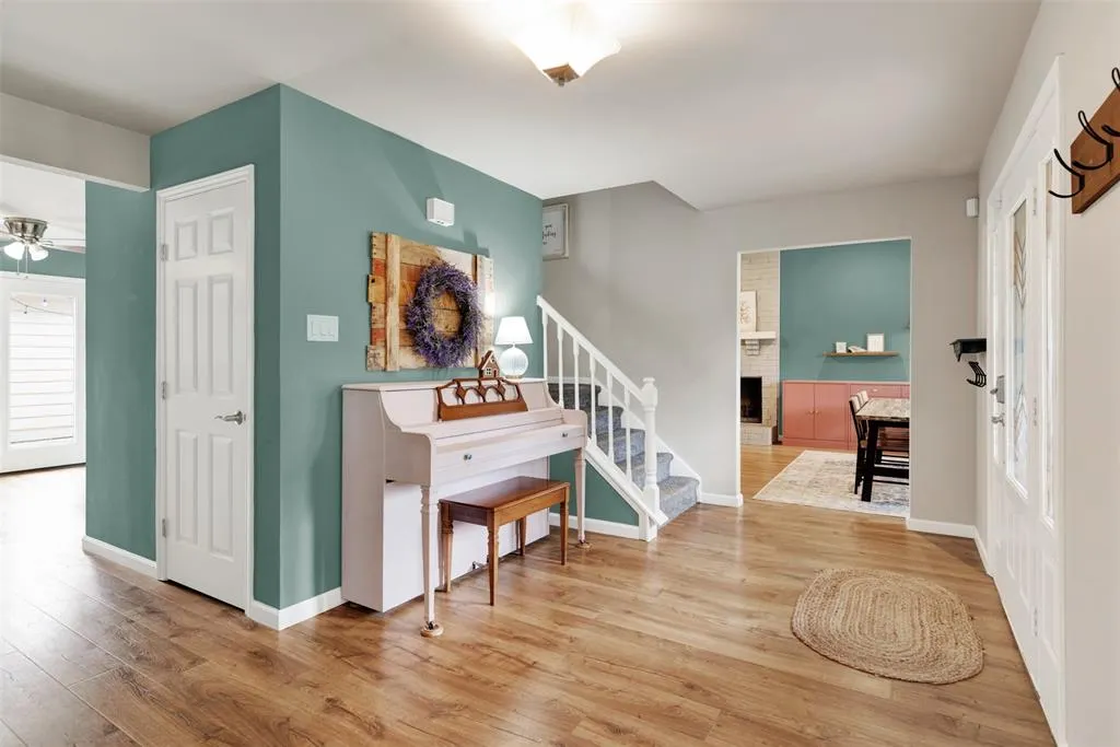 1921 Forestwood Drive