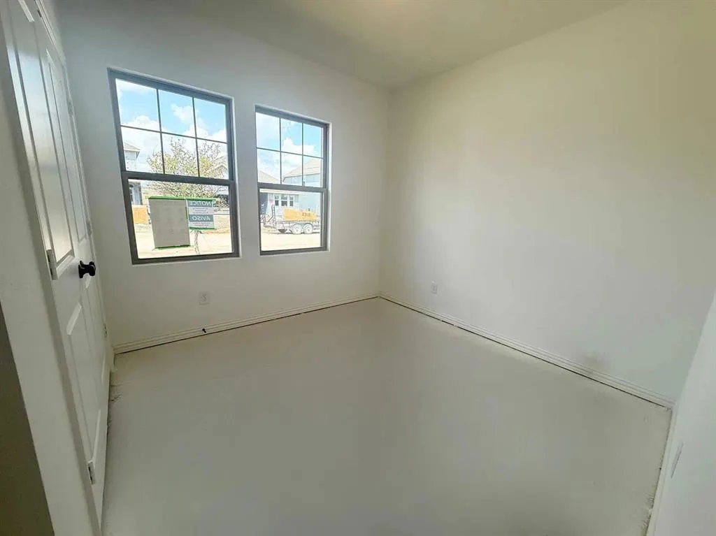 2309 Myrtle Way