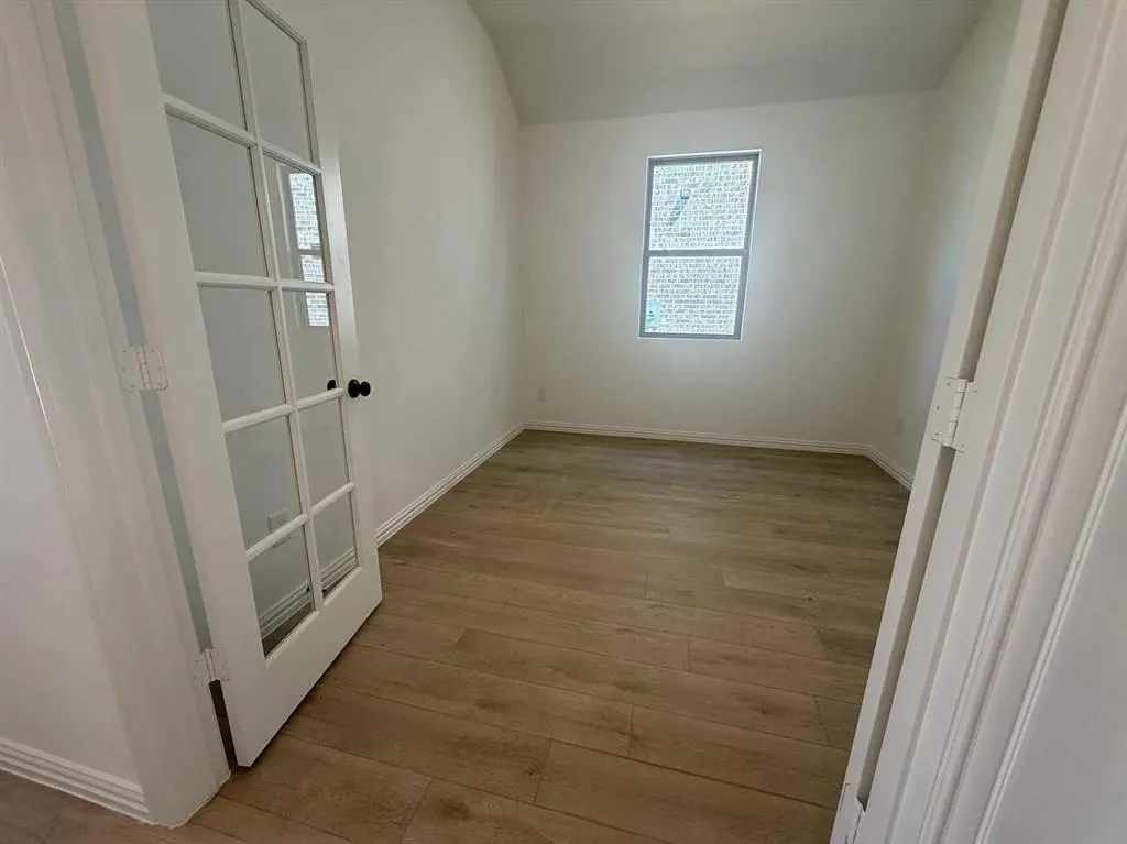 2309 Myrtle Way