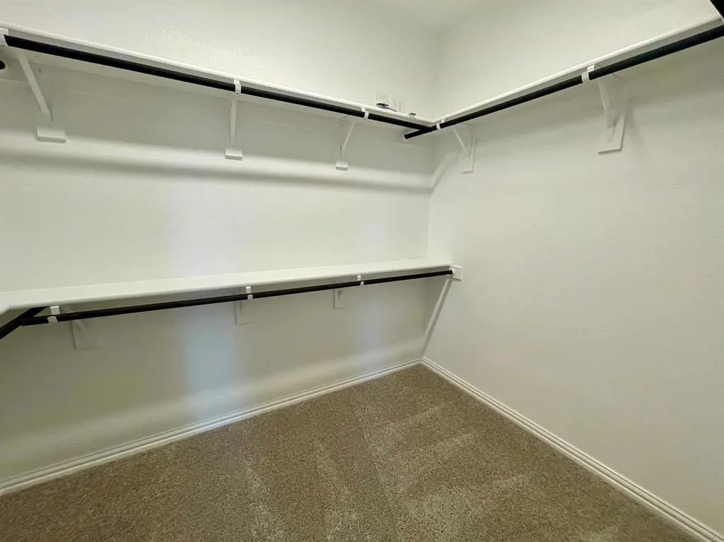 2309 Myrtle Way