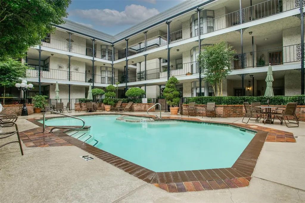 8610 Turtle Creek Boulevard, #307