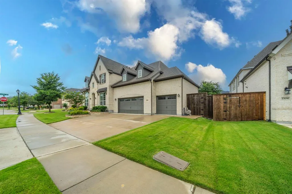 13122 Dolomite Drive