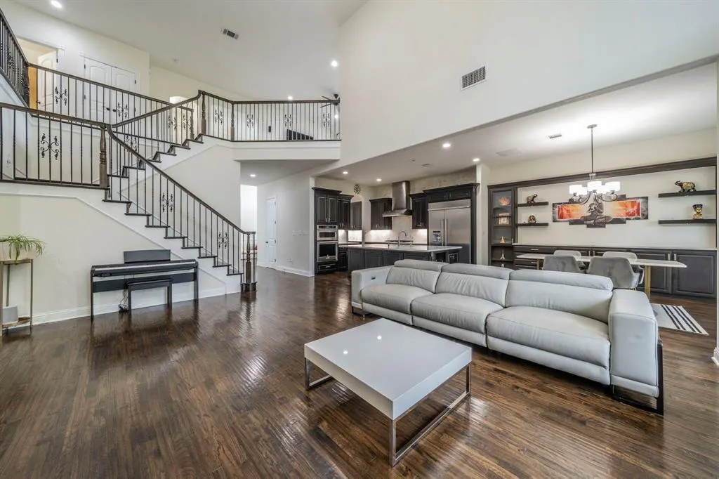13122 Dolomite Drive