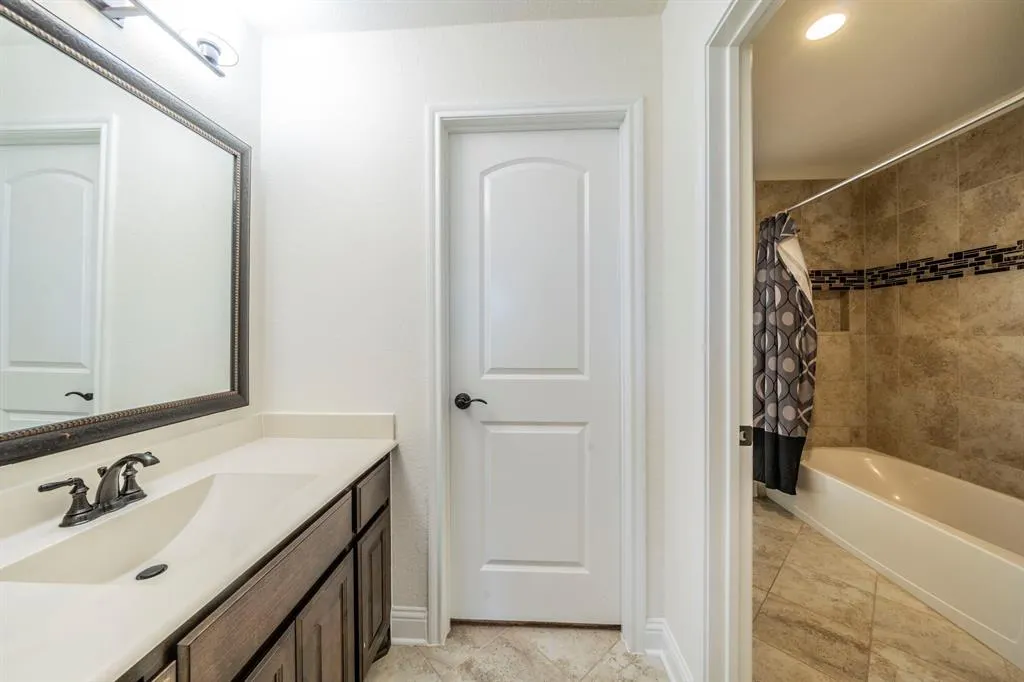 13122 Dolomite Drive