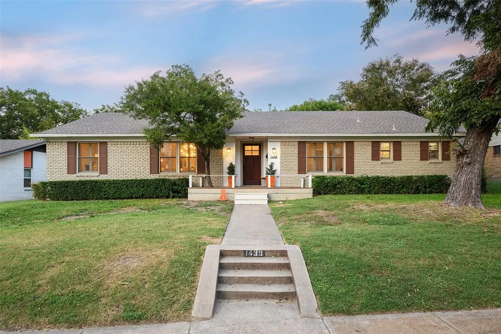 1439 Mapleton Drive