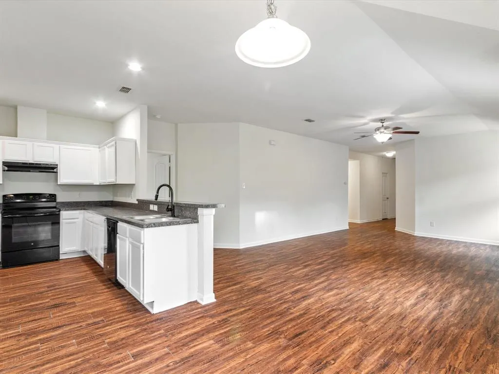 2839 Saint David Drive