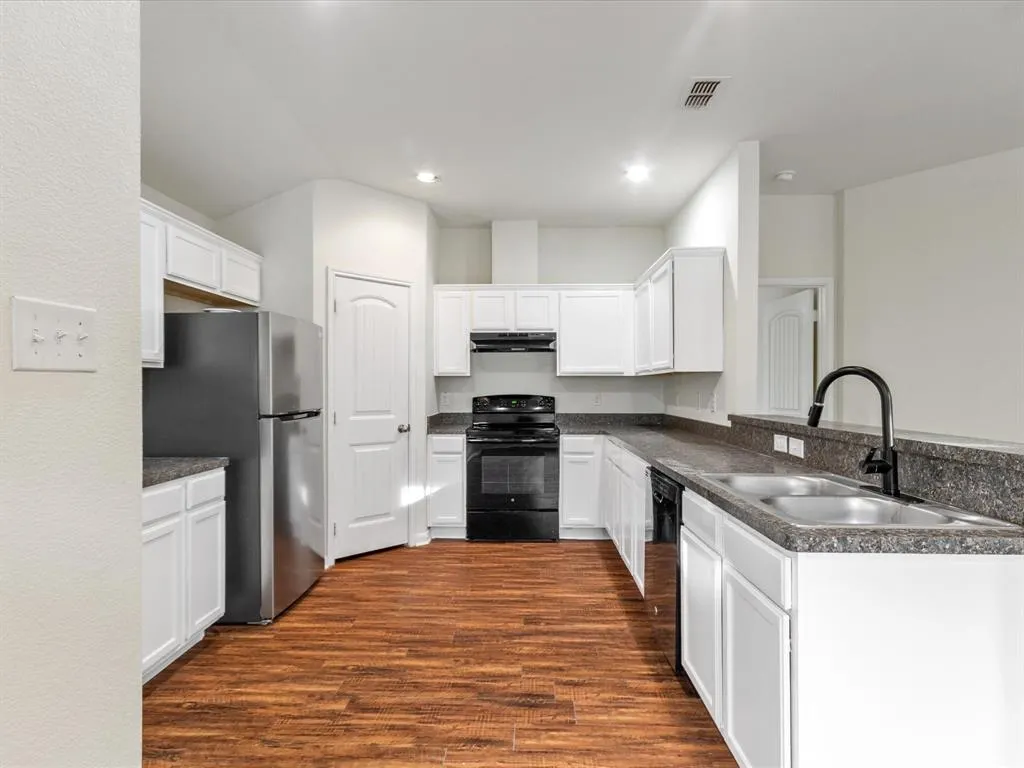2839 Saint David Drive