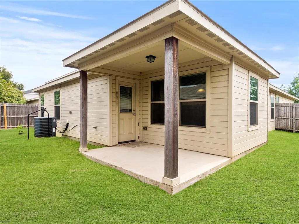 2839 Saint David Drive