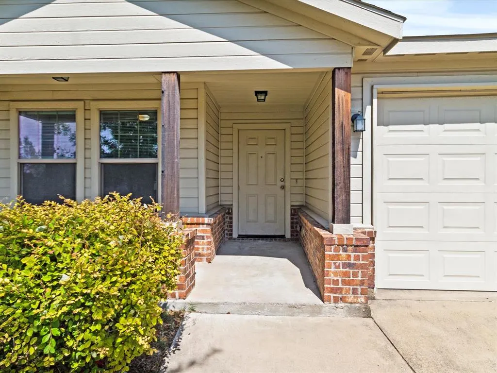 2839 Saint David Drive