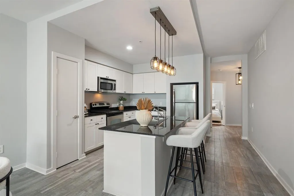 4411 Bowser Avenue, #108