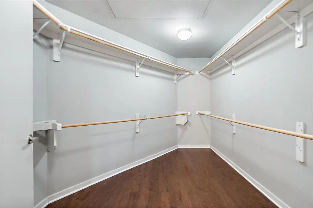 4411 Bowser Avenue, #108