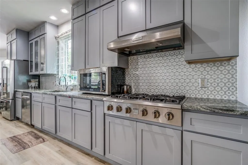 417 Long Cove Court