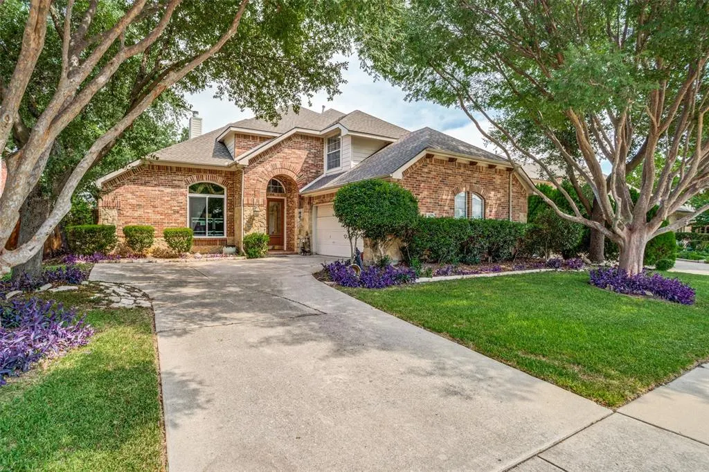 417 Long Cove Court