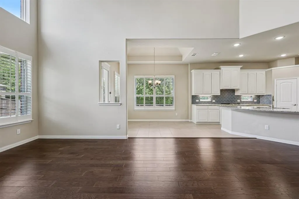 1990 Kieva Place