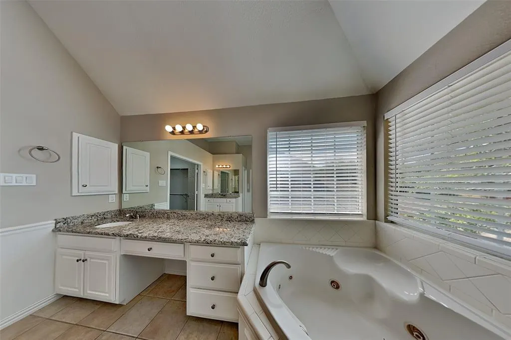 3317 Shady Valley Road