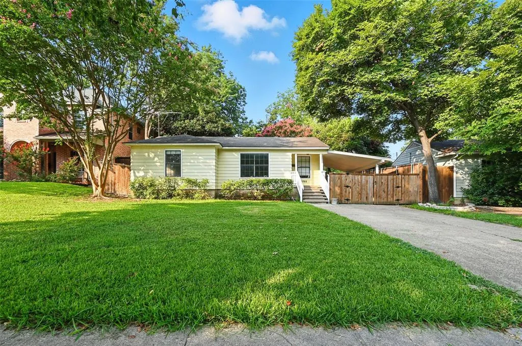 8783 Rexford Dr. Drive