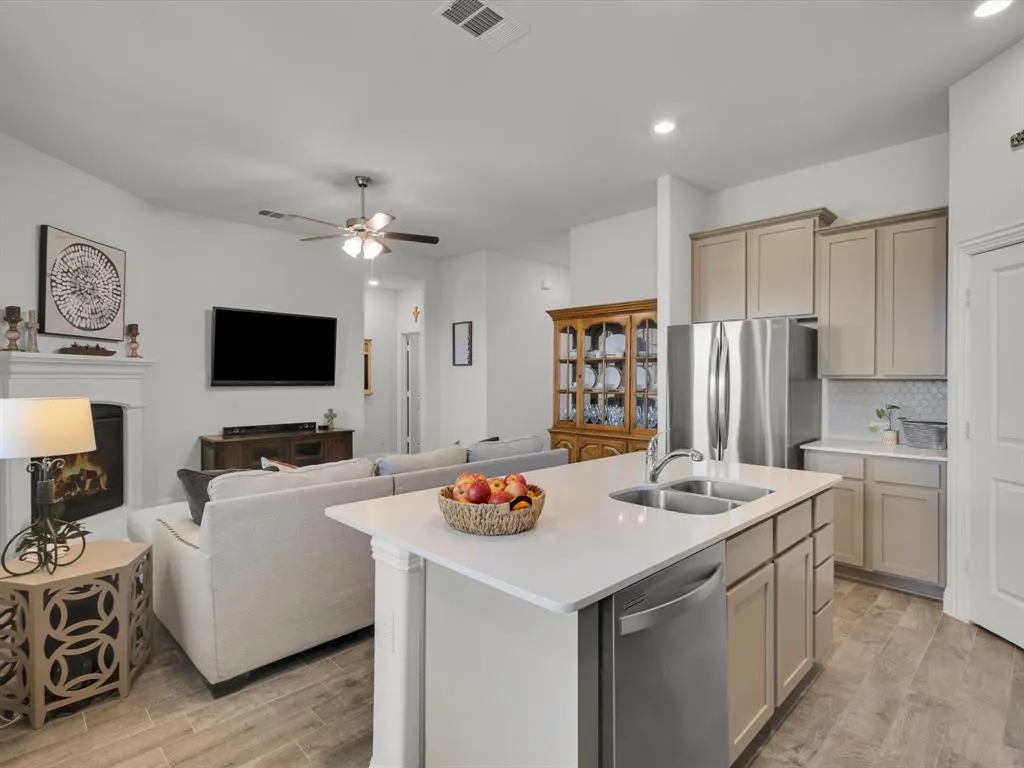 10925 Canyon Mine Drive