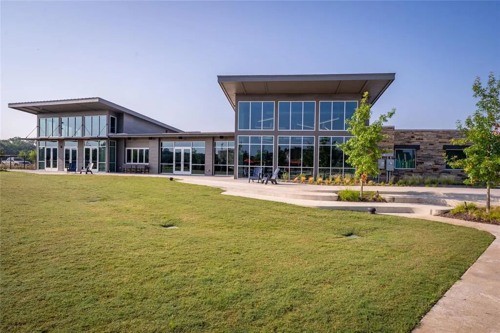 2505 Finch Hollow Drive