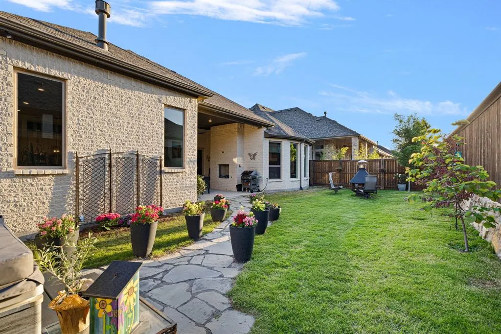 2430 Hawksbury Court