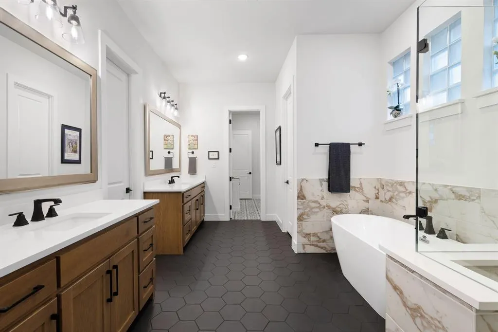 2430 Hawksbury Court