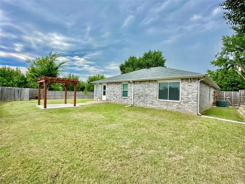 4924 Mountain Ridge Lane