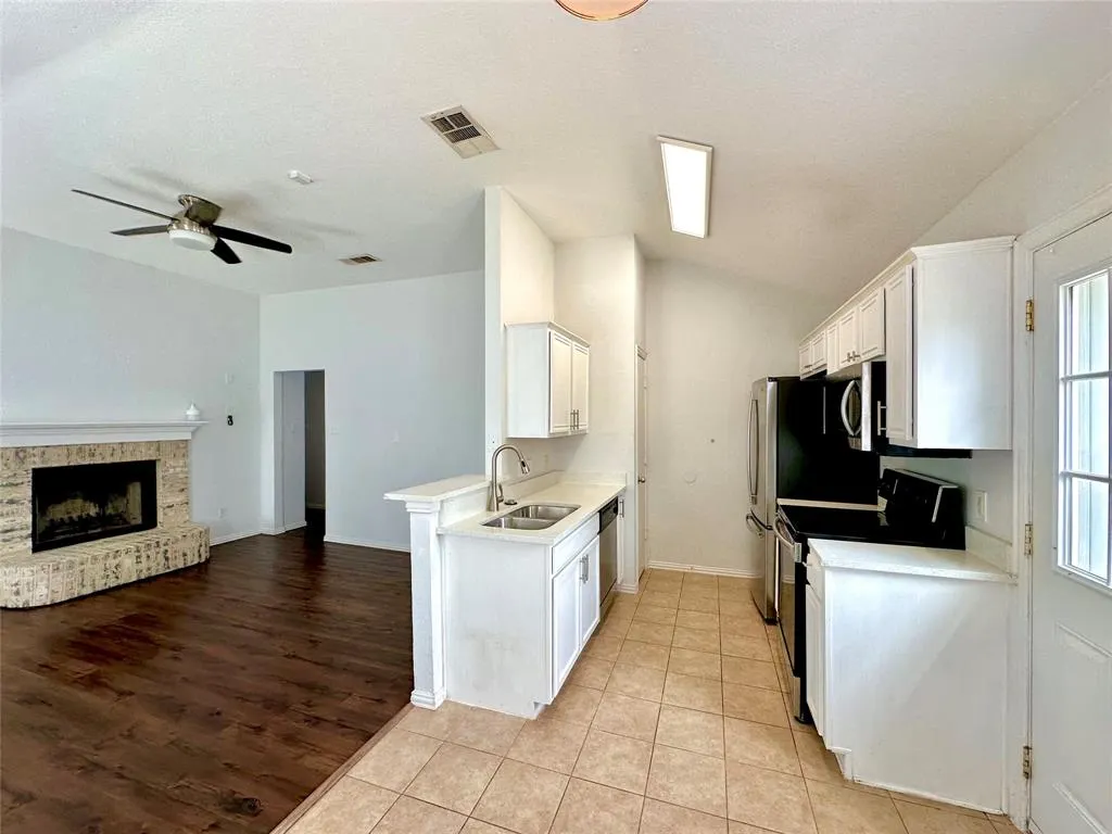 4924 Mountain Ridge Lane