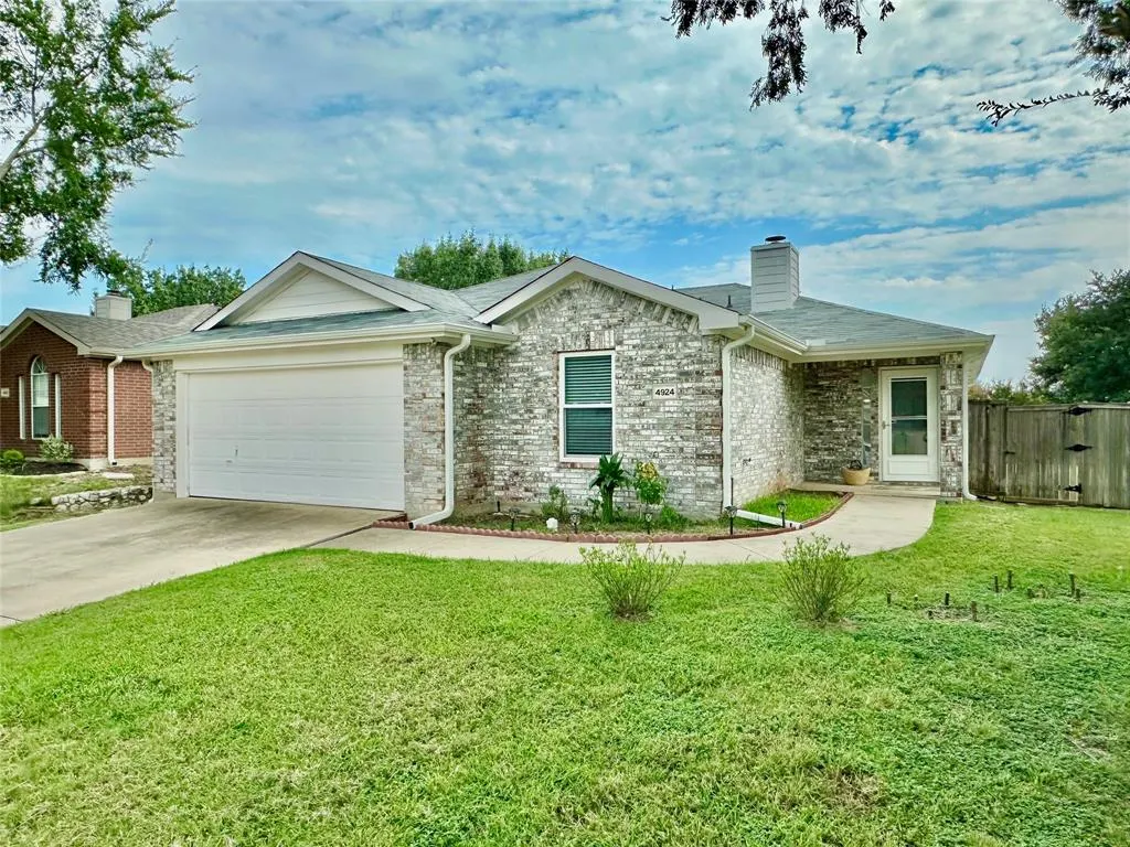 4924 Mountain Ridge Lane