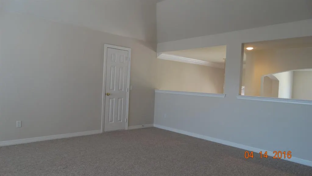 4512 Risinghill Drive