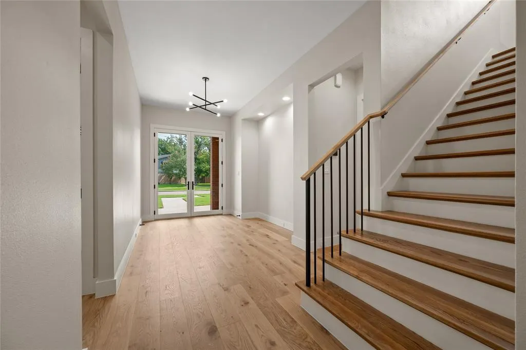 537 Sage Valley Drive