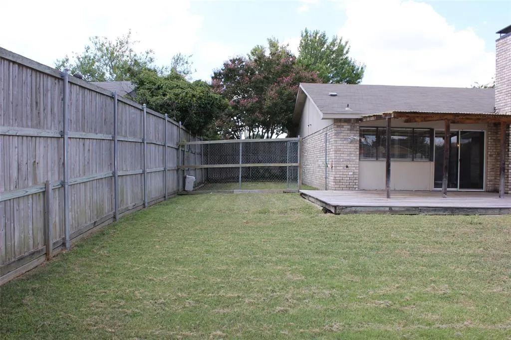 6202 Zanes Court
