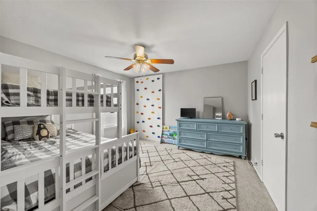 2306 Pheasant Run
