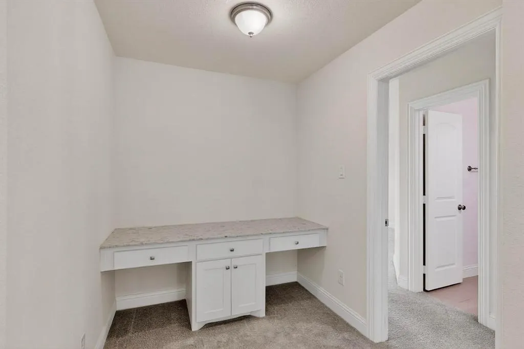 5616 Snowberry Drive