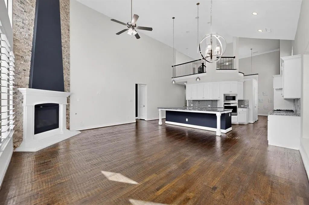 5616 Snowberry Drive