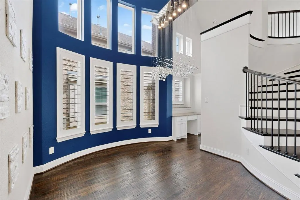 5616 Snowberry Drive