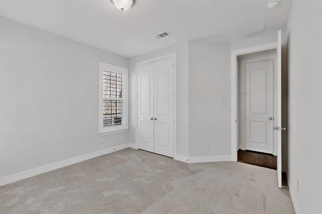5616 Snowberry Drive