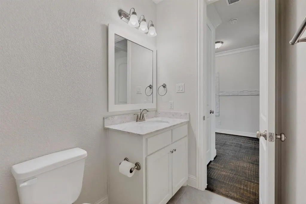 5616 Snowberry Drive