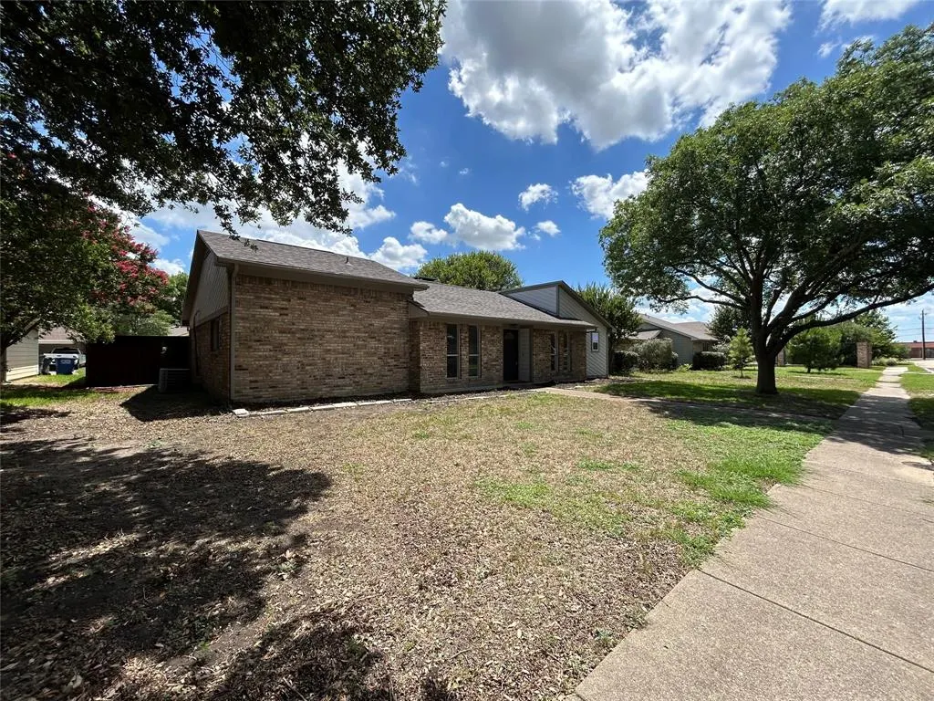 608 High Meadow Drive