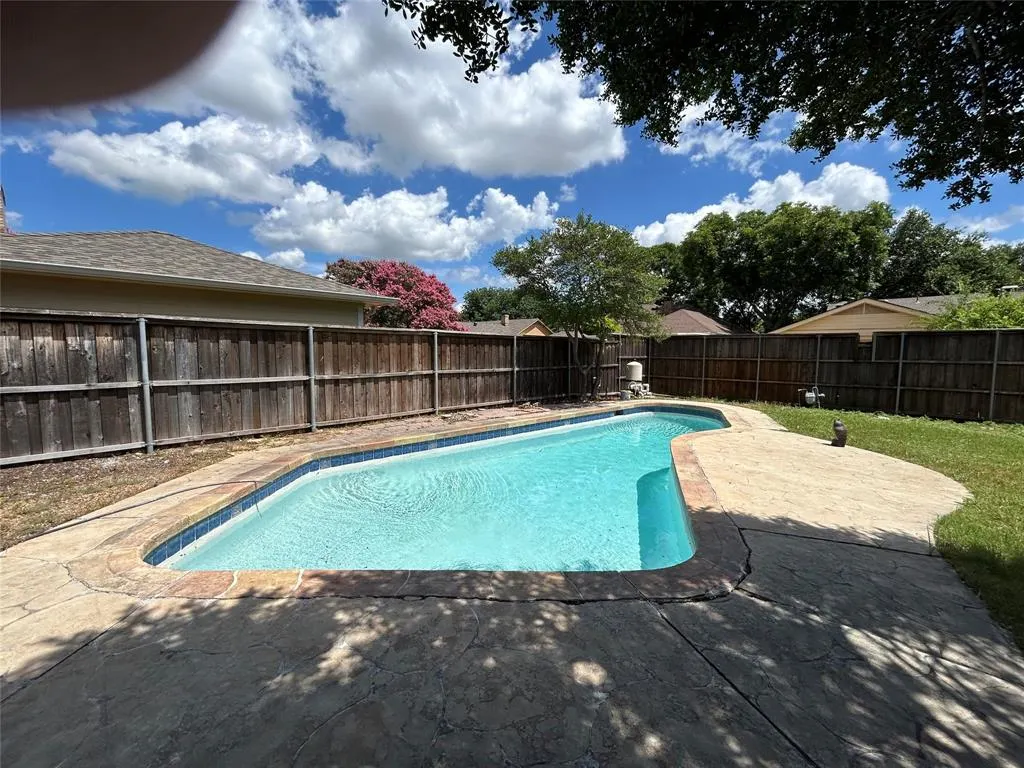 608 High Meadow Drive
