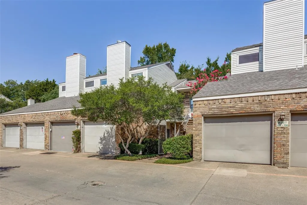 7340 Skillman Street, #706