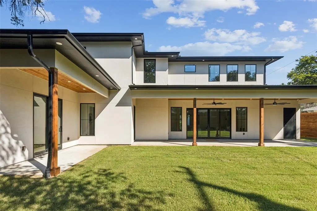 3630 Mid Pines Drive
