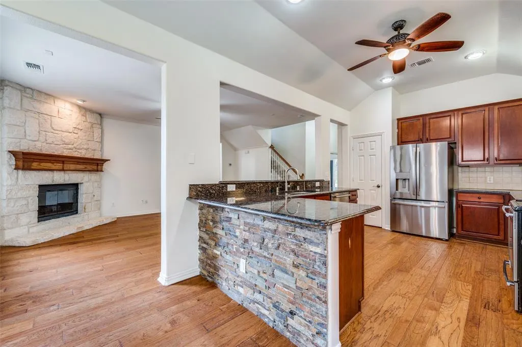 1607 Woodstream Lane