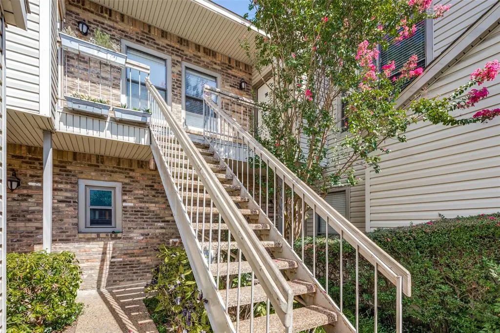 7340 Skillman Street, #706