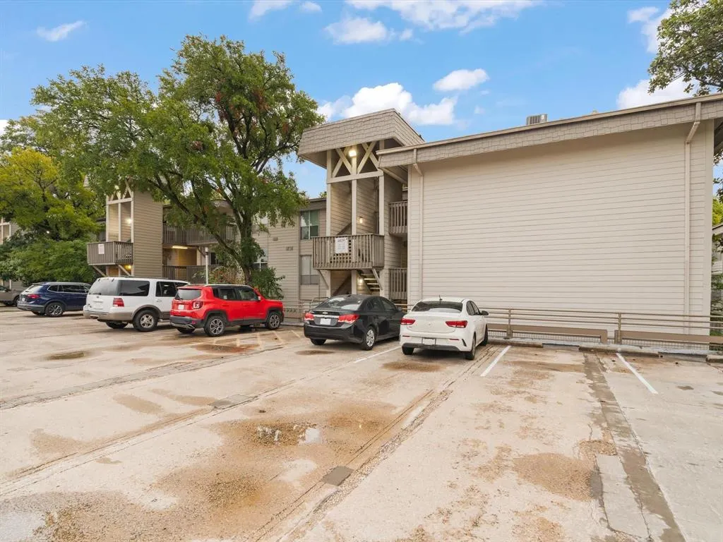 4859 Cedar Springs Road, #240