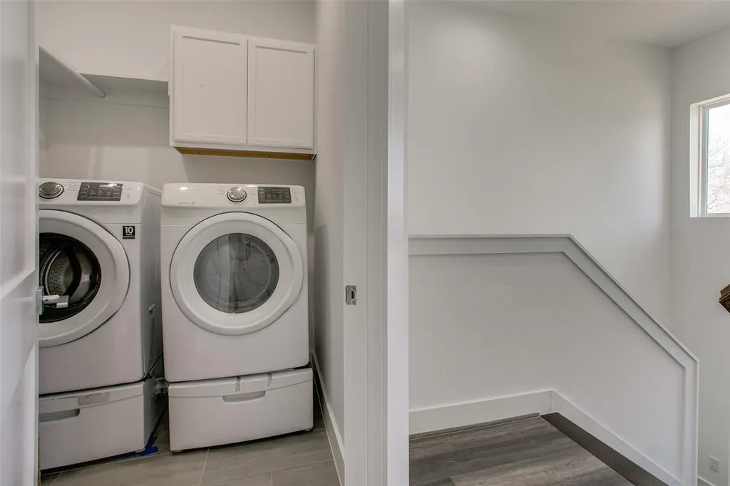 2239 Lovedale Avenue, #105