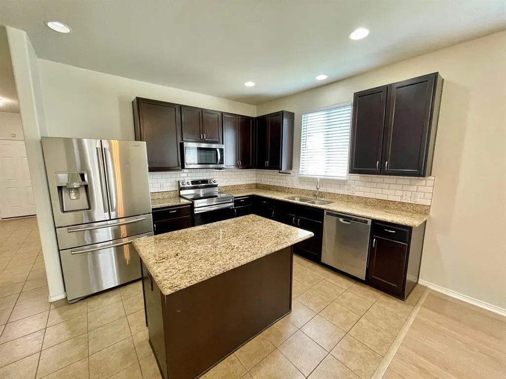 3011 Whispering Pine Boulevard