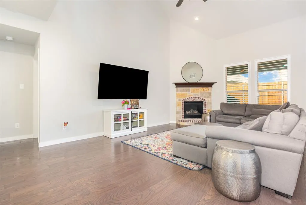 1401 Wood Duck Drive