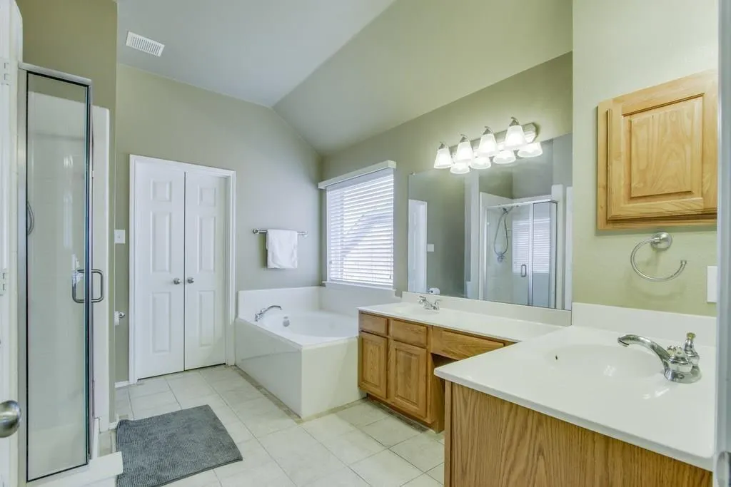 1322 Dove Brook Drive